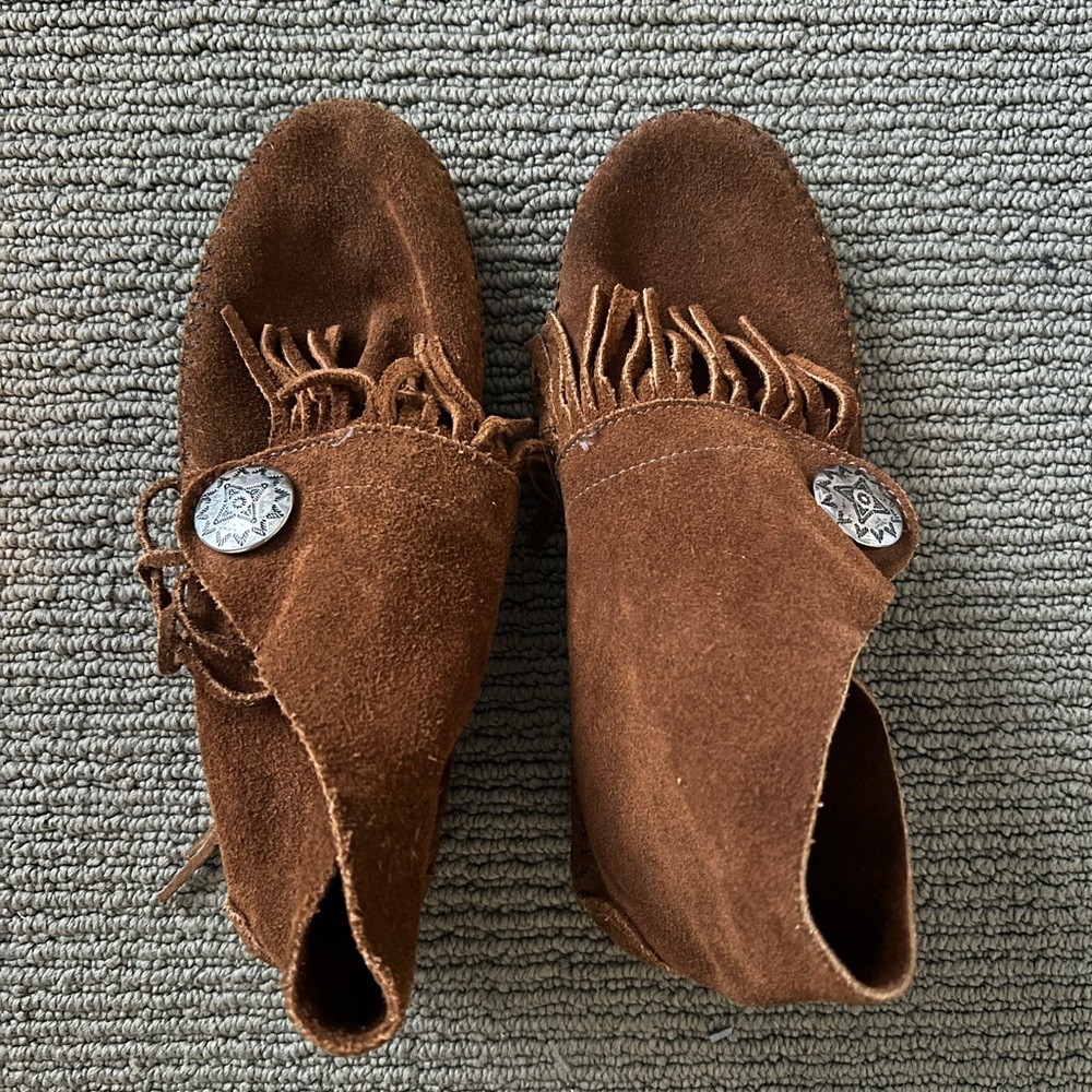 Minnetonka vintage moccasins, good condition, size 7